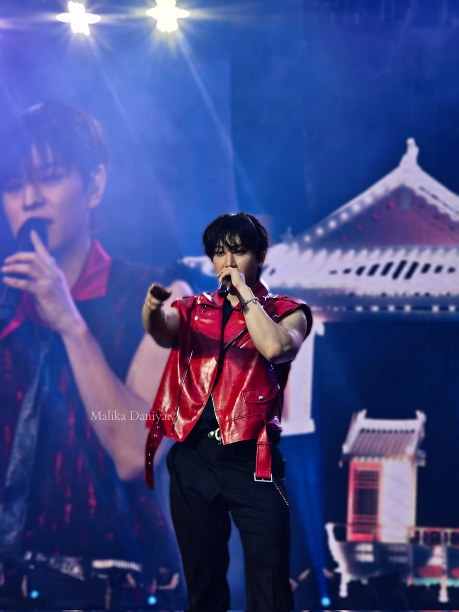 Pupilita1's tweet photo. hyung-line (pt.1)🍀💛
DominATE, Madrid
#straykids #skz #dominatetour #dominateworldtour #Madrid #Spain #straykidsspain #dominate_madrid #hyunjin #bangchan #leeminho #leeknow #changbin #hyungline #3racha #стрейкидс #скз #скизы https://t.co/IzIGPeIxuM