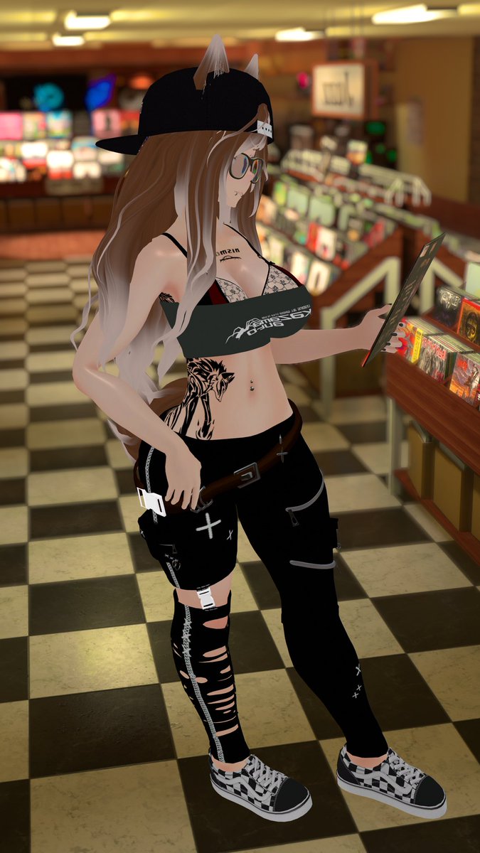 Hear me out: brunette Shelby, mall date💛