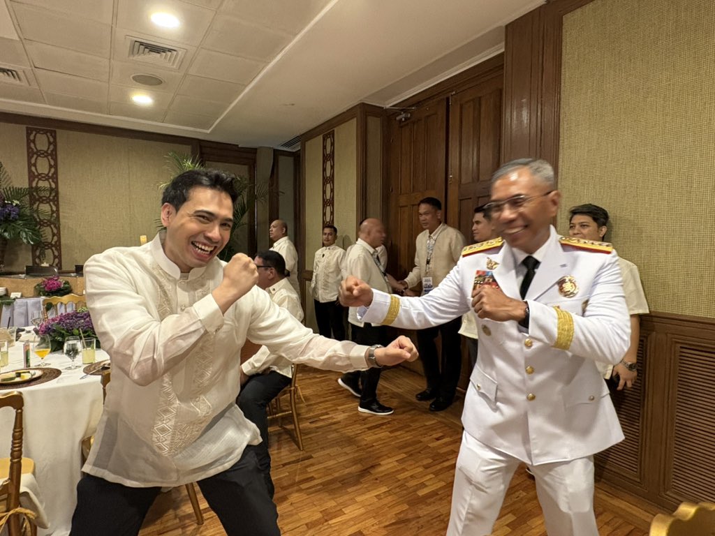 Richard Heydarian tweet media