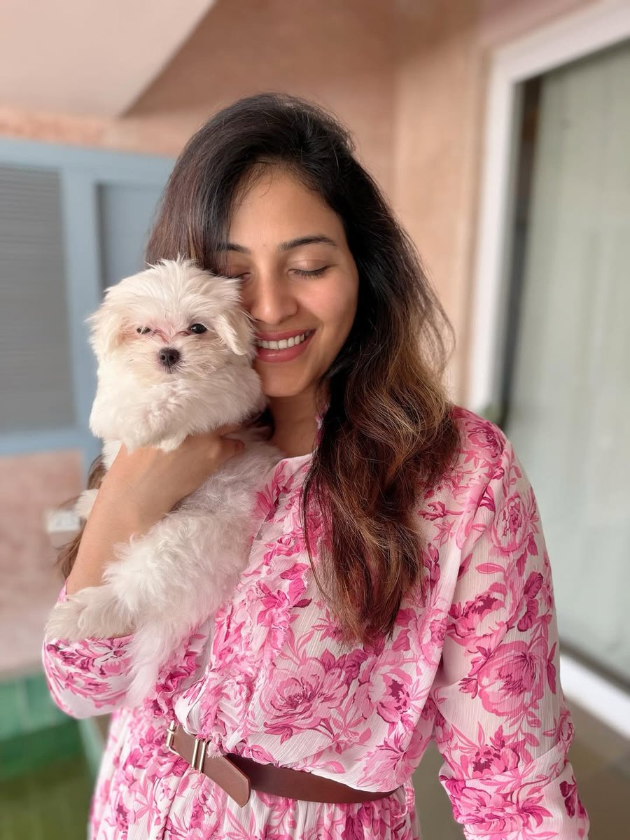 SooriyanFMlk's tweet image. யாா் இந்த
முயல்குட்டி😍
#sooriyanfm #anjali #tamilactrss