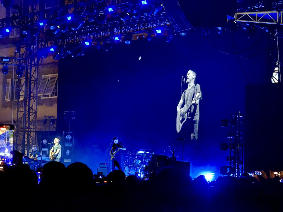 An absolutely brilliant 🤩 time last night - <a href="/bryanadams/">Bryan Adams</a> at #Lucca Summer Festival 🎶 🇮🇹