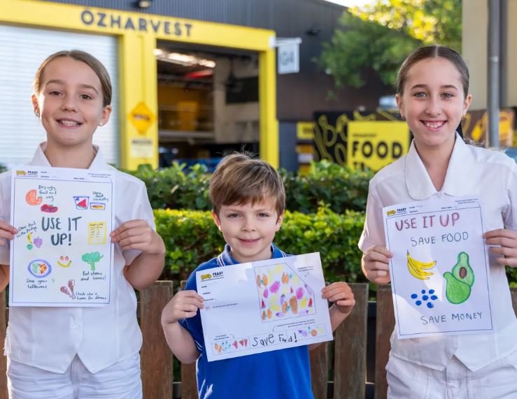 Calling all creative kids! Design an eye-catching poster and packaging for our Use It Up Tape – the simple solution that helps families reduce food waste at home. <a href="/OzHarvest/">OzHarvest</a> <a href="/OzHarvestACT/">@OzHarvestACT</a> 

healthyschoolsact.com.au/news/fight-foo…