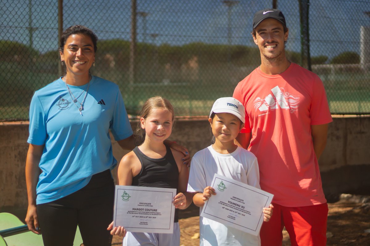 This summer, we’ve had the pleasure of training with Flora from Sweden and Margot from Canada 🇸🇪🇨🇦
It’s been a real joy having them with us. Thank you, Flora and Margot and we look forward to seeing you again soon! 💪
 #SummerCamp  #tennis #Spain