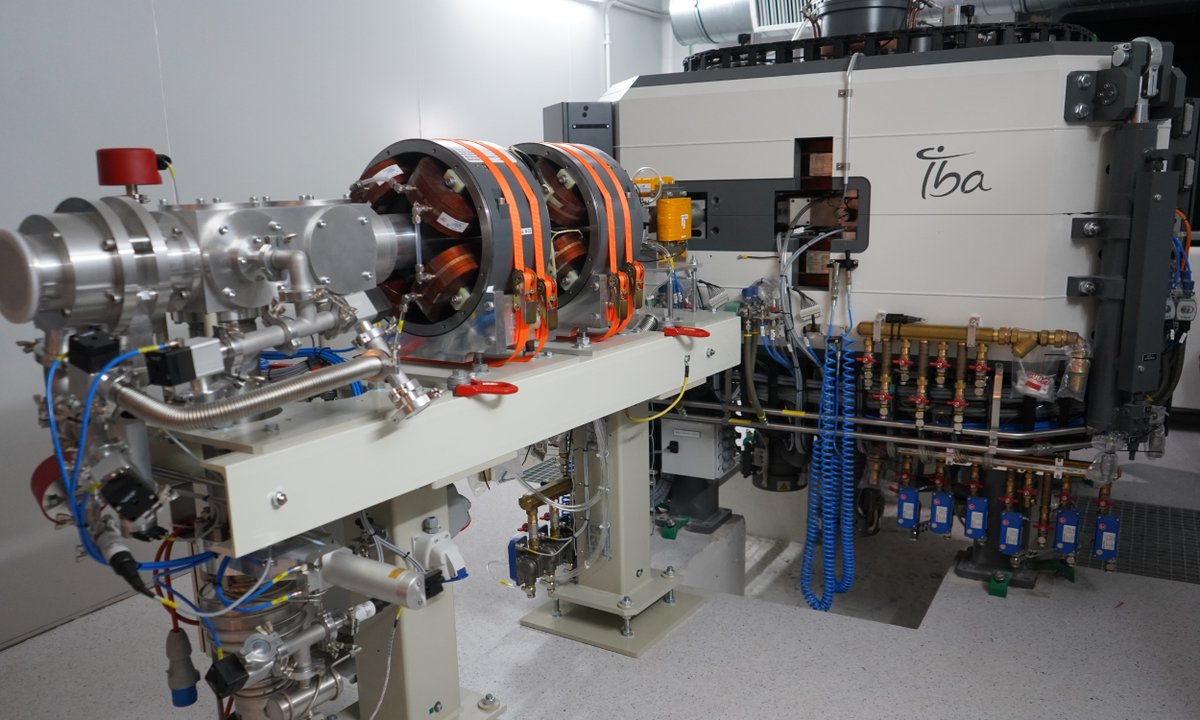 VHIR_'s tweet image. . @vallhebron instal·la un ciclotró que permetrà produir radiofàrmacs per millorar els diagnòstics i tractaments de precisió molecular. A més, obre la porta a nous projectes de recerca biomèdica i assaigs clínics innovadors.
#FEDERCat
Més info: vallhebron.social/ciclotro-vhir