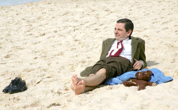 "Rien n’est impossible à l’homme qui n’a pas à le faire lui-même." (Marcel Achard)