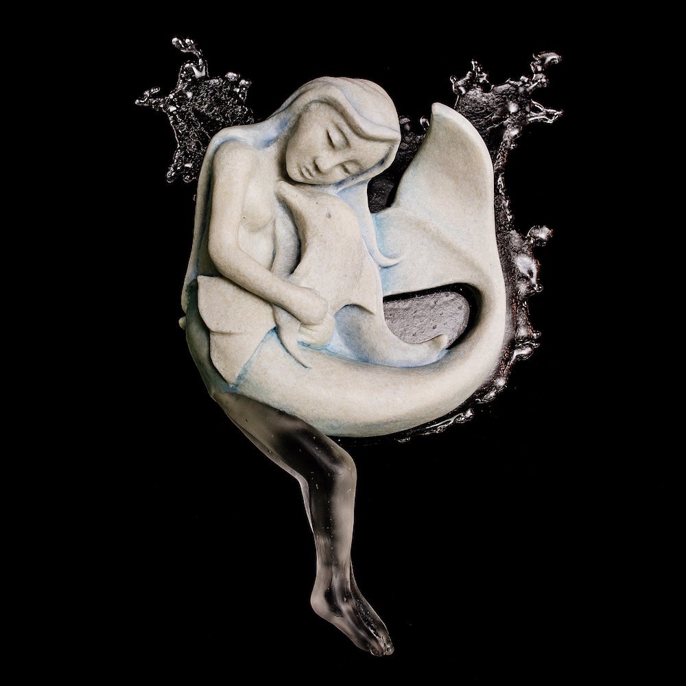 CGS - The Contemporary Glass Society (@cgsuk) on Twitter photo Choice by Ana Laura Quintana
Ana Laura Quintanaās glass work channels her bond with the sea. 
Explore āA Sense of Placeā, CGSās international online glass exhibition.
š  cgs.org.uk/exhibitions/
#GlassArt #PateDeVerre #GlassCasting #CGSExhibition Choice by Ana Laura Quintana
Ana Laura Quintanaās glass work channels her bond with the sea. 
Explore āA Sense of Placeā, CGSās international online glass exhibition.
š  cgs.org.uk/exhibitions/
#GlassArt #PateDeVerre #GlassCasting #CGSExhibition