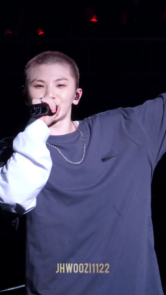 JHwoozi1122's tweet image. 재밌었당🇹🇼