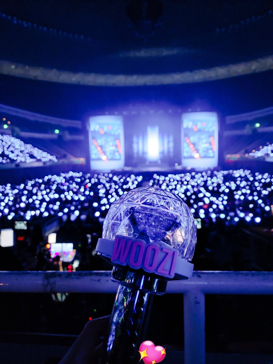 JHwoozi1122's tweet image. 재밌었당🇹🇼