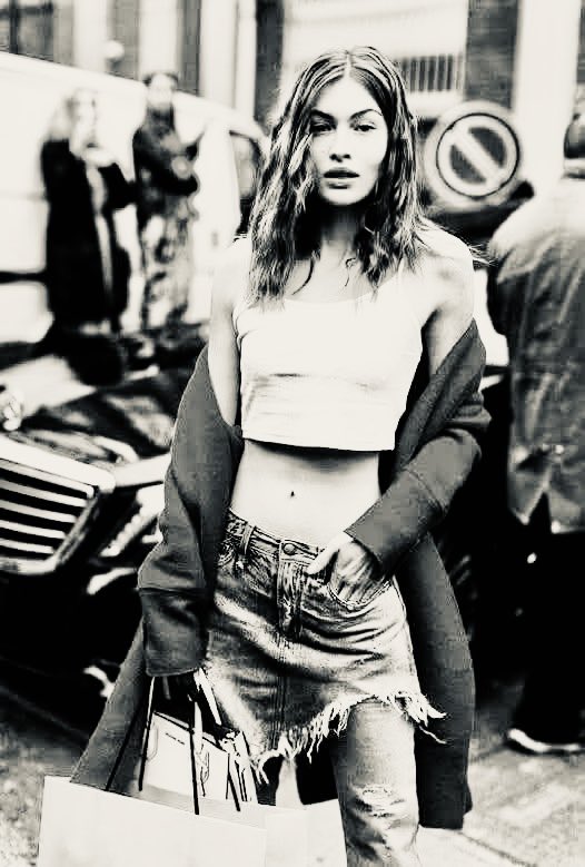 He sonreido a gente que son terribles sobre otras . 

Y ellas creen que no lo se. 💜💜🫧

BЦΣПθS DIΛS 🩵🩵🪅
Ɲαмαѕтє 🎐དགོང་དྲོ🎐

youtu.be/mzvk0fWtCs0