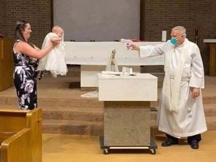RayMcGinnis7's tweet image. Scenes of baptism during pandemic: