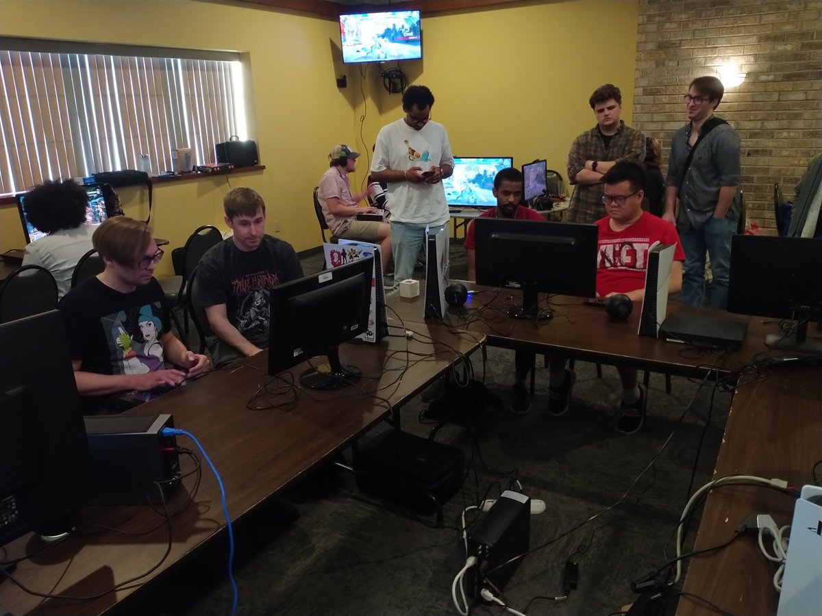 ChoiWingleung's tweet image. Lots of fun matches in SF6 for FinalStrike126 07/26/2025! Evan on fire this wk! GGS!

🥇 Evan
🥈 Jabinskiz
🥉 JerriGlintBlank
4 RazorShark
5 @TrifectaIII
5 Sovano
7 Johan
7 Stegah
9 @AstuarteVT
9 thirstyfist
9 JPC

VODS w TIMESTAMPS
youtu.be/29j59fpIRLc
youtu.be/mfYFLcxRk0k