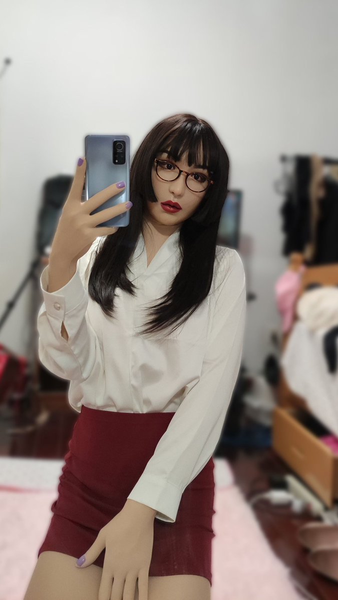 #dreammask #DMS穿搭 #DMS琉璃 ​#femalemask
今天姐姐心情还不错，你想看什么呢？
——————————
模特：匿名用户
面具：M22-琉璃