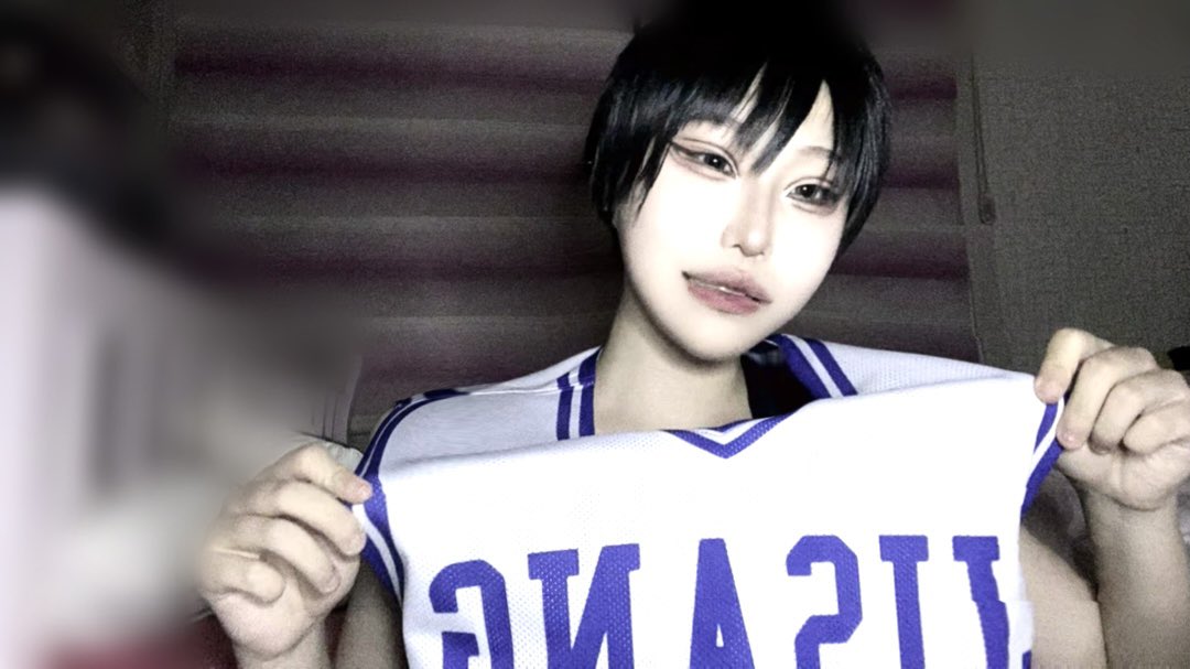 0AEROcos's tweet image. #GARBAGETIME #JUNSU

야. 
더 덤벼봐
이 자식아.