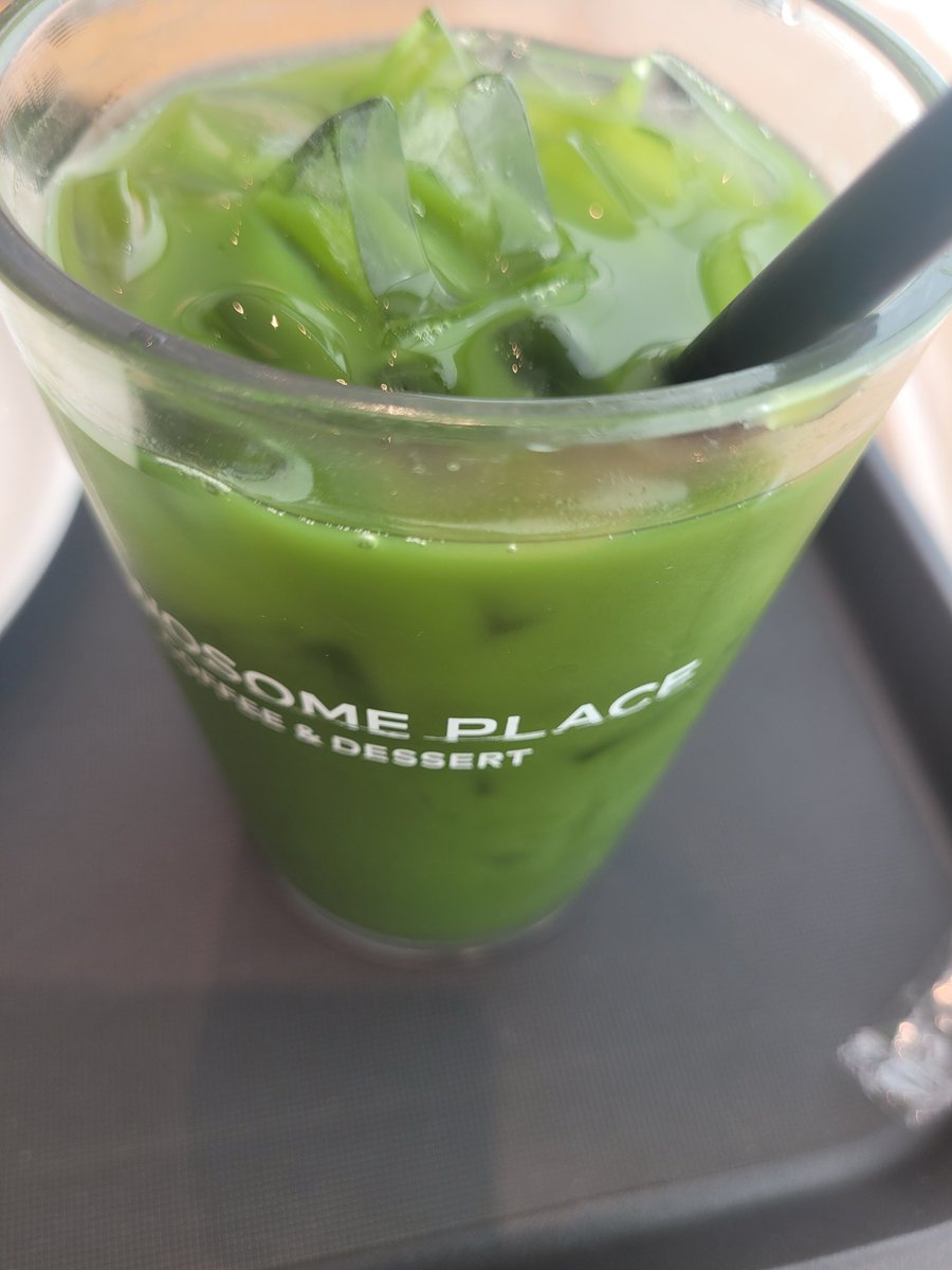 u_net10's tweet image. 말차...라기보단 녹차...에가까운맛인데