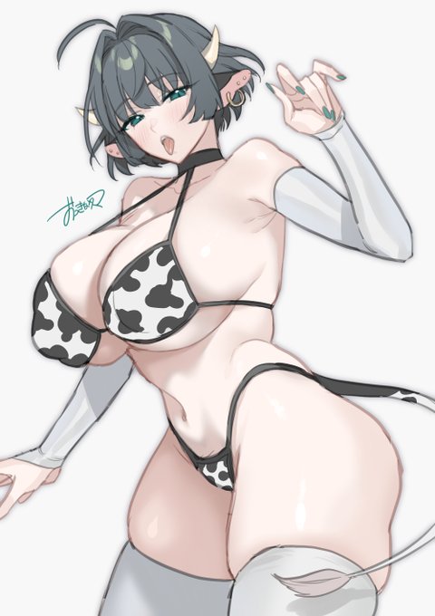 🤍牛ビキニ🖤 
