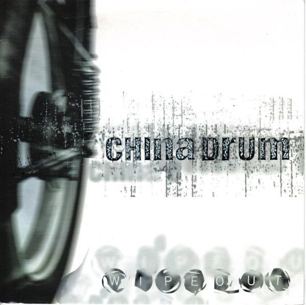 gigsintoon's tweet image. On this day in 1996, @ChinaDrum1 released the single Wipeout

This was actually the first single by the band that I bought, loved them a long time but never bought stuff.

In at number 93 in the UK charts!