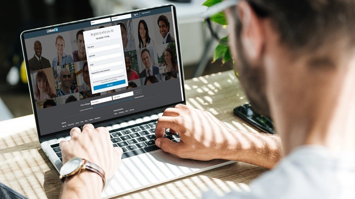 Emilie Marquois (@emiliemarquois) on Twitter photo #InfoLinkedInDuJour đ Issues du guide LinkedIn x Ipsos "Trust is the new KPI", dĂ©couvrez 4 clĂ©s pour rĂ©ussir en vidĂ©o #B2B en 2025 sur le rĂ©seau social. â¶ïž tinyurl.com/3uwkwrta (v/ <a href="/Siecledigital/">SiĂšcle Digital</a>)
#SocialMedia #LinkedIn #InfoLinkedInDuJour đ Issues du guide LinkedIn x Ipsos "Trust is the new KPI", dĂ©couvrez 4 clĂ©s pour rĂ©ussir en vidĂ©o #B2B en 2025 sur le rĂ©seau social. â¶ïž tinyurl.com/3uwkwrta (v/ <a href="/Siecledigital/">SiĂšcle Digital</a>)
#SocialMedia #LinkedIn