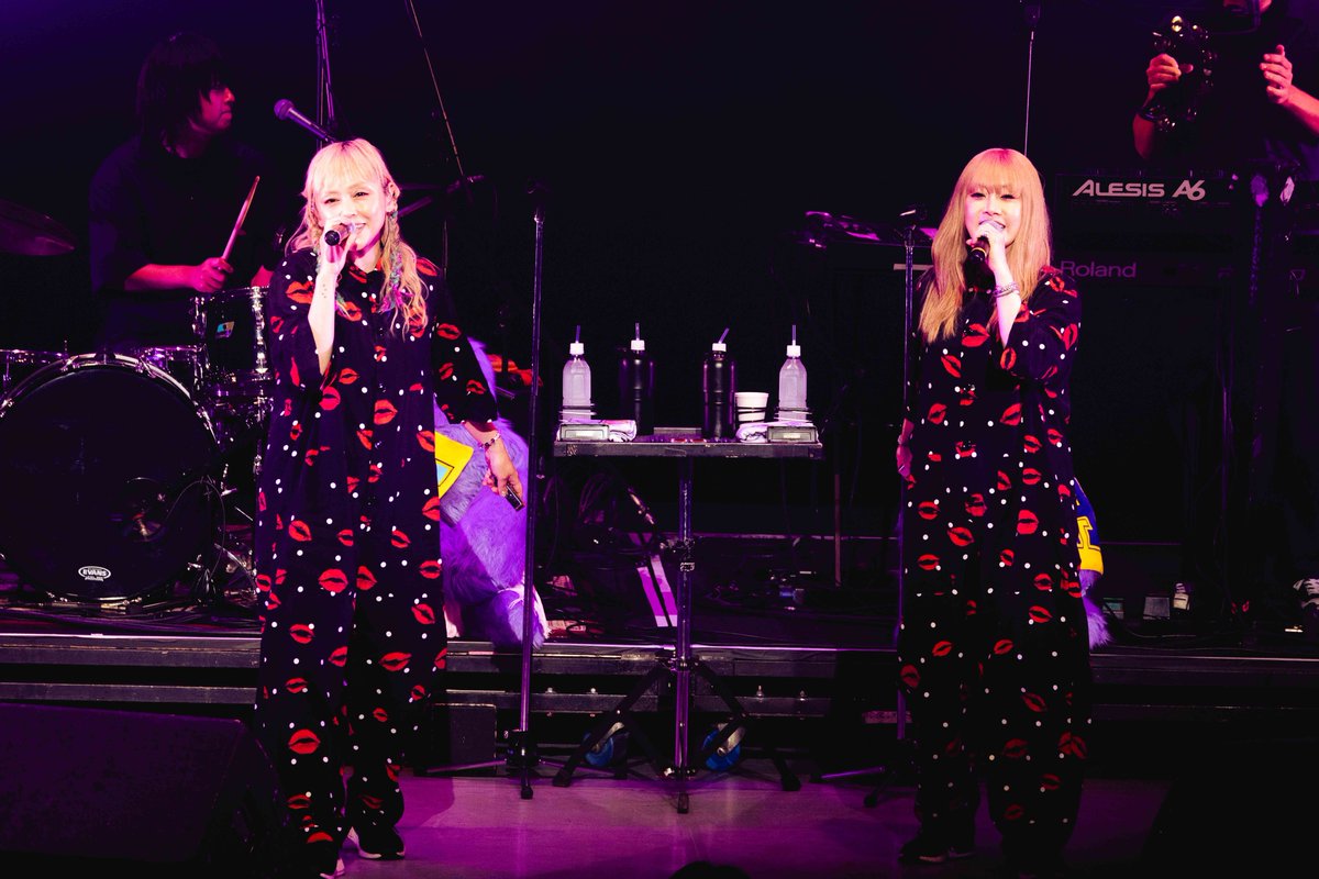 FM802_PR's tweet image. OSAKA MUSIC LOVER -JAPANIMATION ROCKS- 

7/27(日)📍EXPOホール「シャインハット」
(大阪・関西万博会場内)

3組目に #PUFFY が登場✨
@PUFFY

当日の様子は後日 #FM802 特番 
8/11(月)19時～21時にて一部O.A.📻

📷渡邉一生(@SPG_NABE)