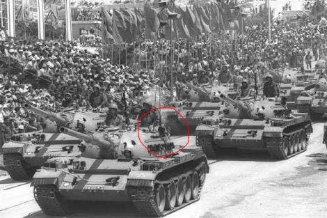 ヨムキプール戦争全史【値下げは応相談】 文庫】 我が足を信じて 極寒のシベリアを脱出、故国に生還した男
