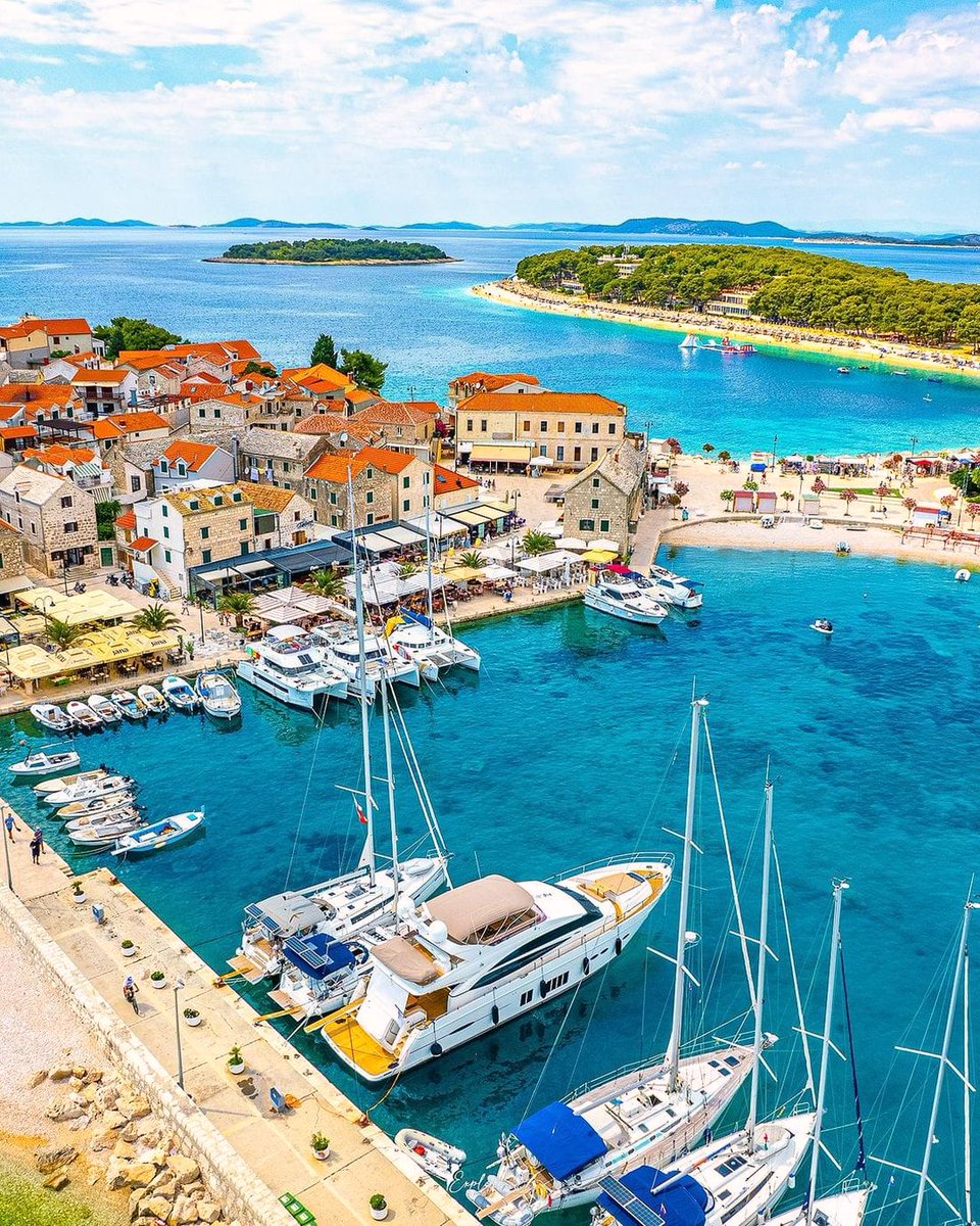 RubySmith184480's tweet image. Follow Our Beautiful World