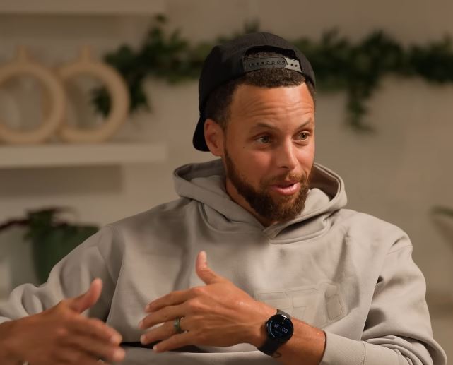 Basket_Infos's tweet image. « Je fais le calcul de temps en temps »
Stephen Curry garde un oeil sur le top 10 all-time au scoring 👀
« Je ne dirais pas que je m’en fous, je fais le calcul de temps en temps. Quand on t’annonce ‘Tu as passé untel ou untel’, comme quand j’ai passé Jerry West, ce qui était…