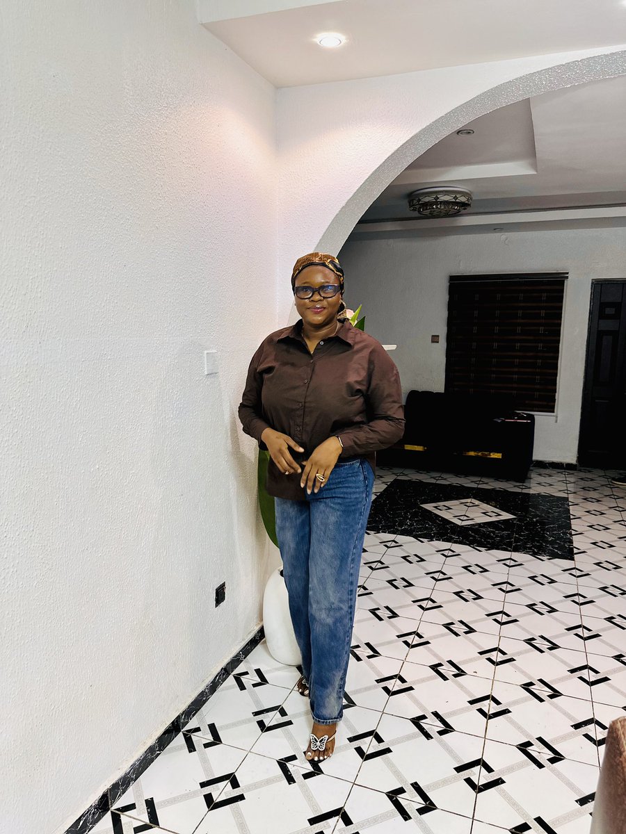If you are over 35 and look good, let me see😌💅🏾🙋🏾‍♂️.

Me;