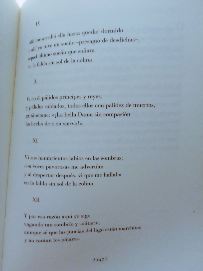 Lorenzo Oliván (@lorenzo_olivan) on Twitter photo El poema "La belle dame sans merci", de John Keats, en la versión que hice de él para la edición de "Belleza y verdad", <a href="/PreTextosLibros/">Pre-Textos</a> El poema "La belle dame sans merci", de John Keats, en la versión que hice de él para la edición de "Belleza y verdad", <a href="/PreTextosLibros/">Pre-Textos</a>