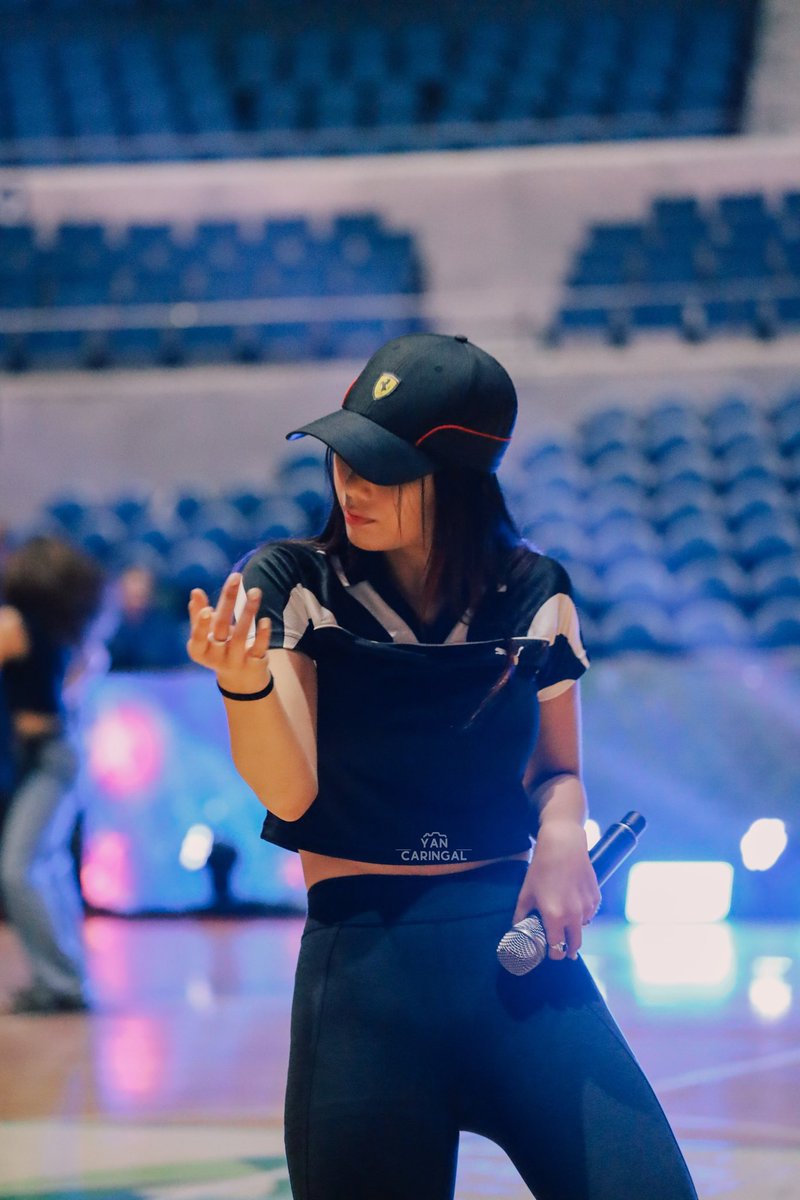 ursmikhaa's tweet image. THIS MIKHA LIM?!?!?!!