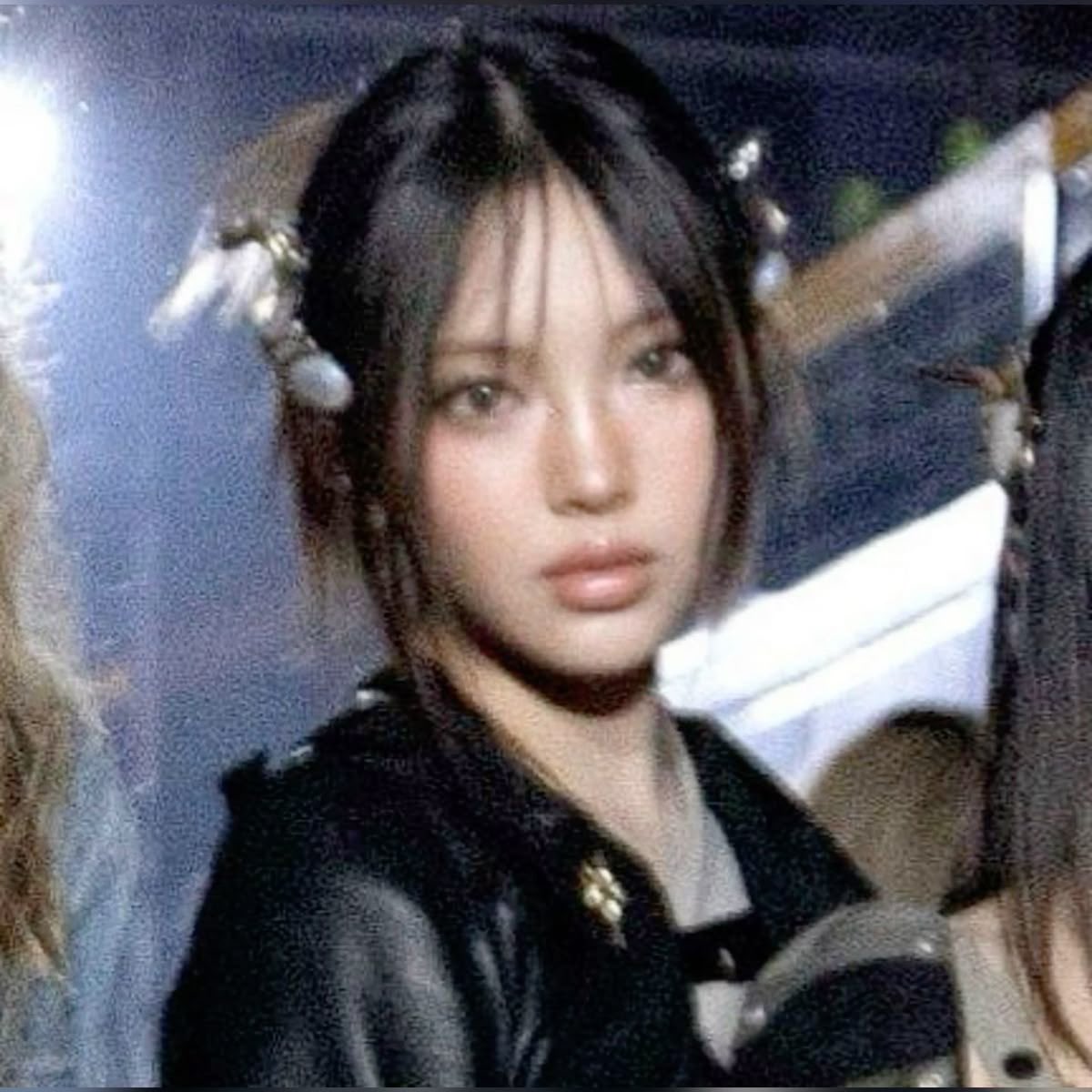 sancrumbs's tweet image. lee hyein. send tweet