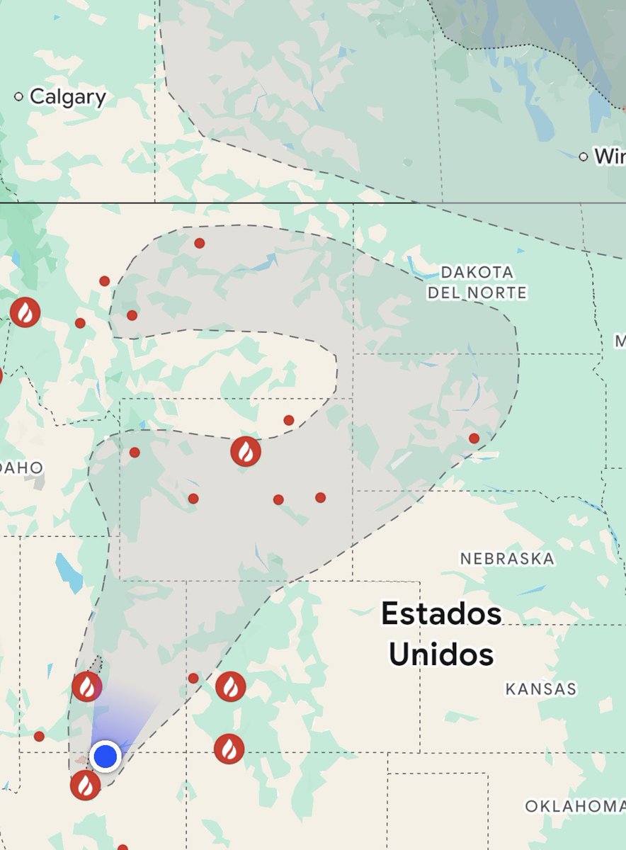 mariomnts's tweet image. Último día que pasamos en Page muy pendientes de un incendio que nos está trayendo lluvia de ceniza y un aire fatal para acampar 😅