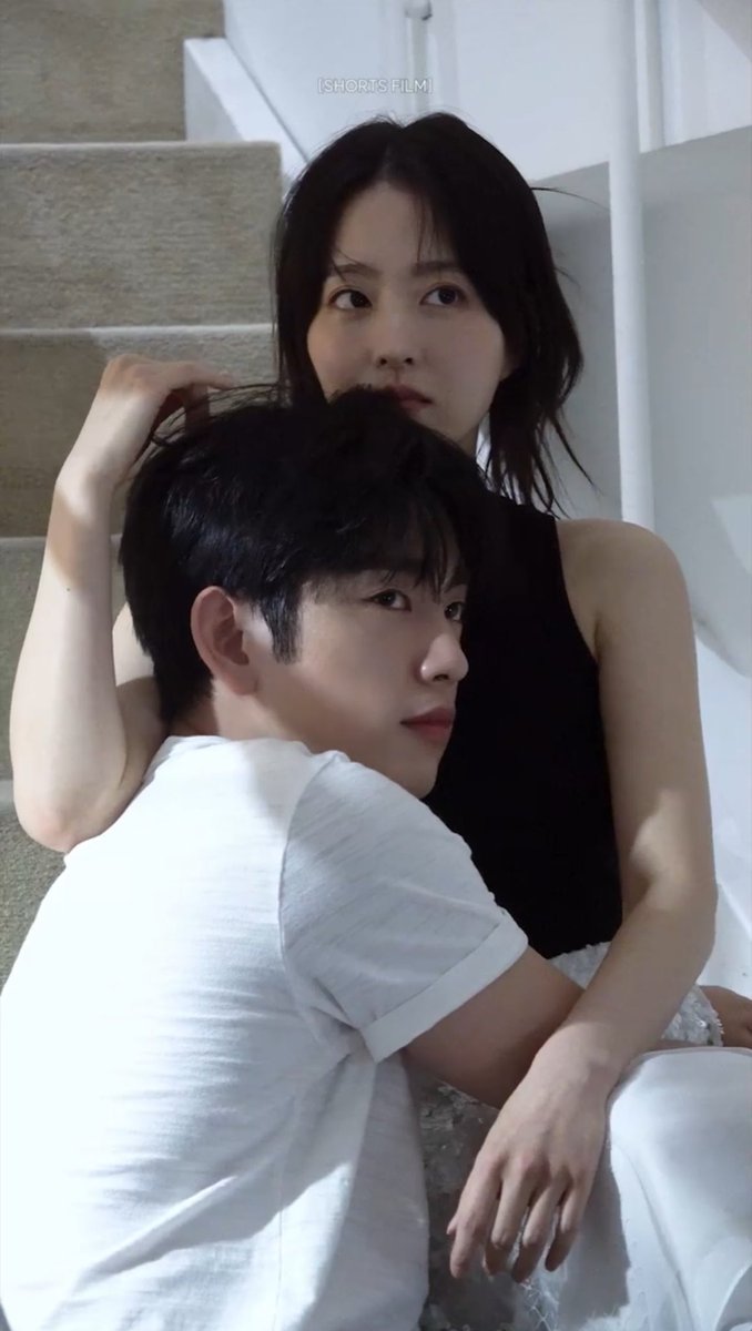 withjinyoung922's tweet image. 더줘