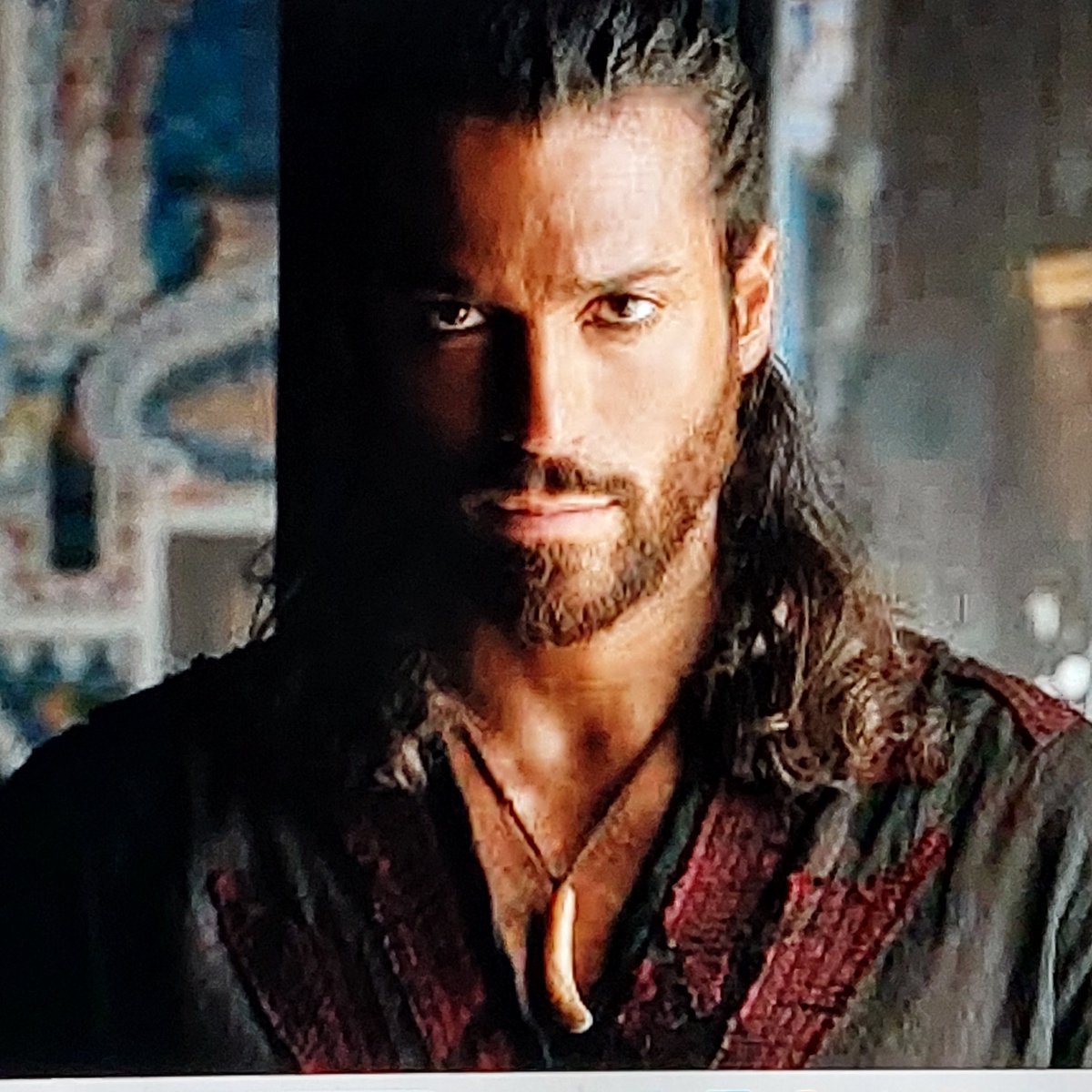 Ci sono tre cose nella vita che non dovresti mai perdere: il tuo sorriso, la tua gioia e il tuo modo di essere.
Buongiorno ☕️ 💞 buon inizio di settimana a tutte. 
#CanYaman 🤍
#Sandokan ⚔️