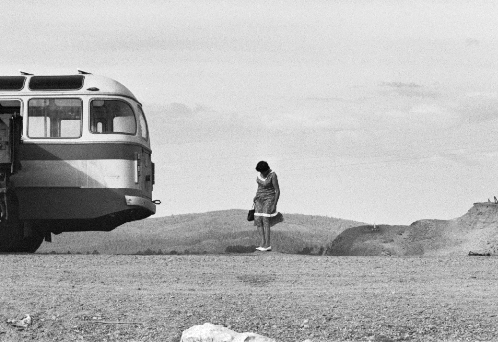 sovietvisuals's tweet image. Bus stop in Buryatia. Photo by Igor Palmin, USSR, 1980.