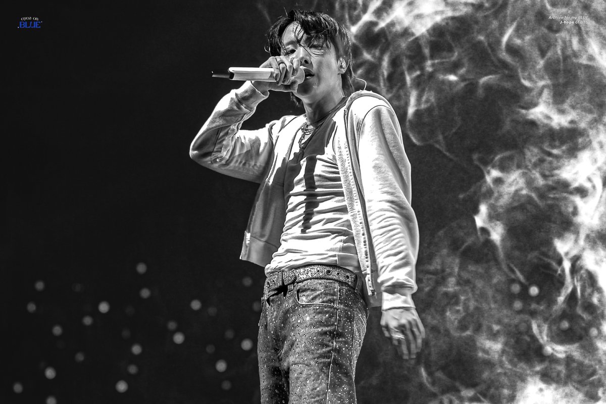 250302 / HOPE ON THE STAGE TOUR SEOUL D3    

#JHOPE #BTS #정호석 #호석 #방탄소년단 #제이홉 <a href="/BTS_twt/">방탄소년단</a>
