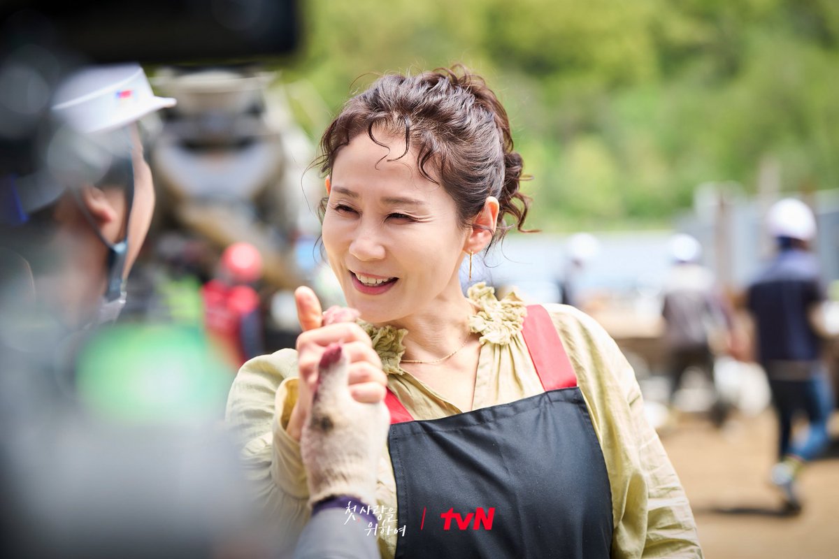 ujjachung's tweet image. 다시 만난 월숙동무와 치수동무