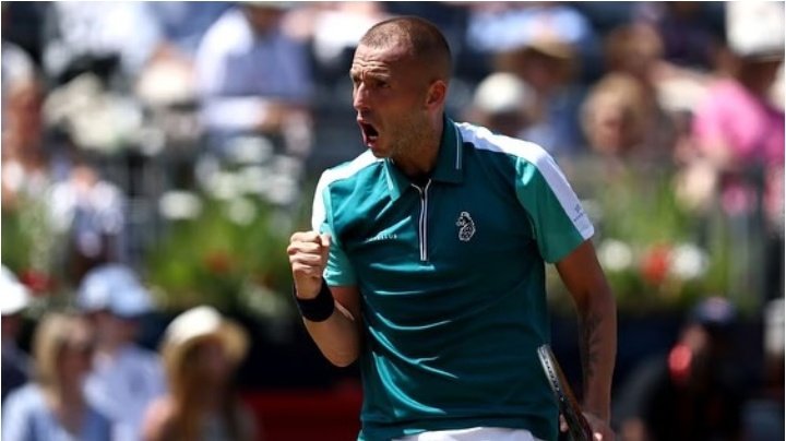 Dan Evans 🇬🇧 rises a further 15 places to ATP 129th this week 

Keep going Evo!!