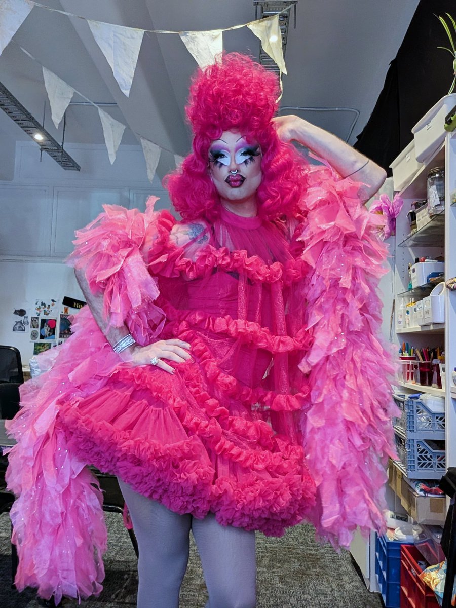 StrewthQueen's tweet image. Petty in pink 🩷