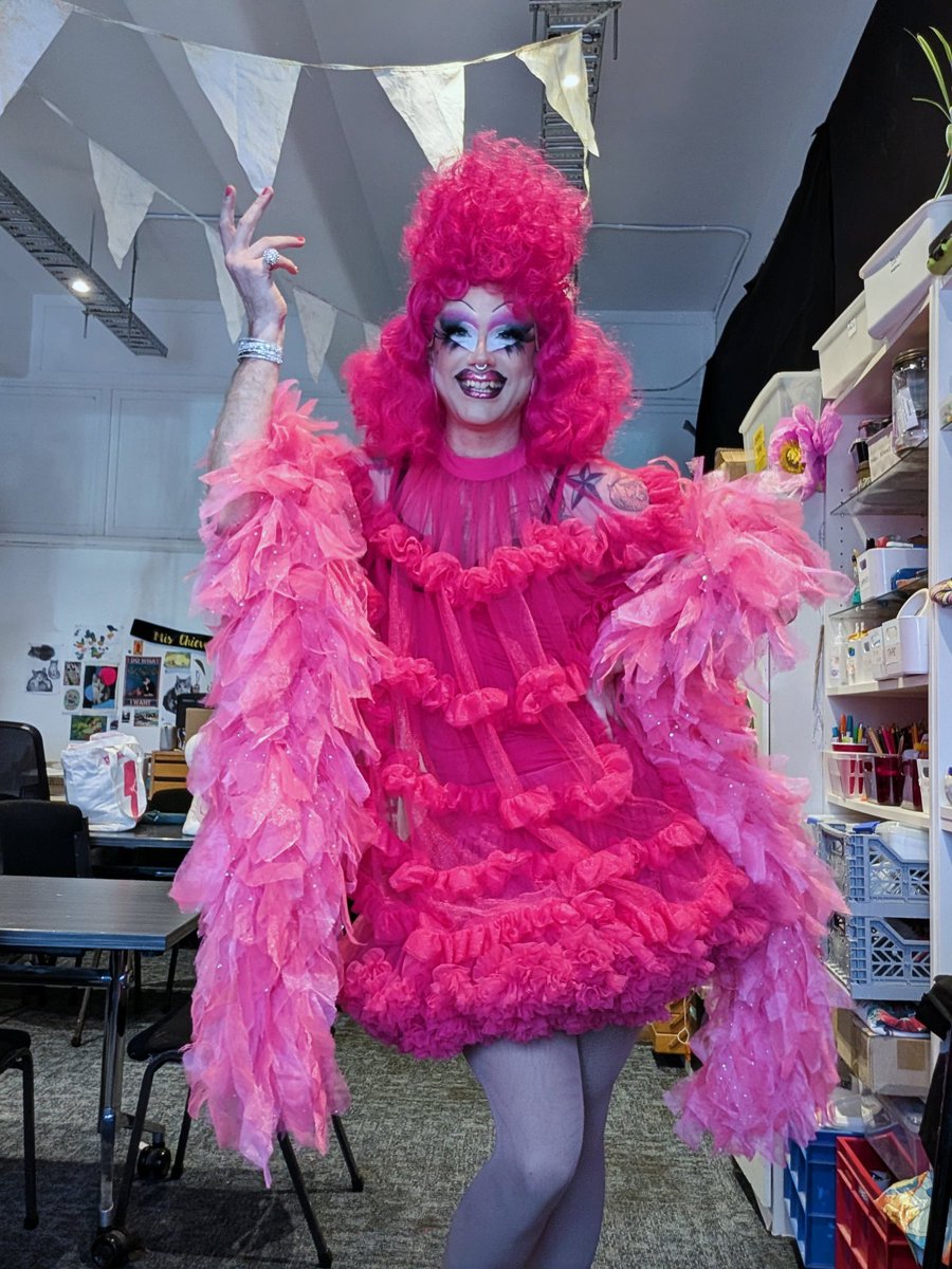 StrewthQueen's tweet image. Petty in pink 🩷