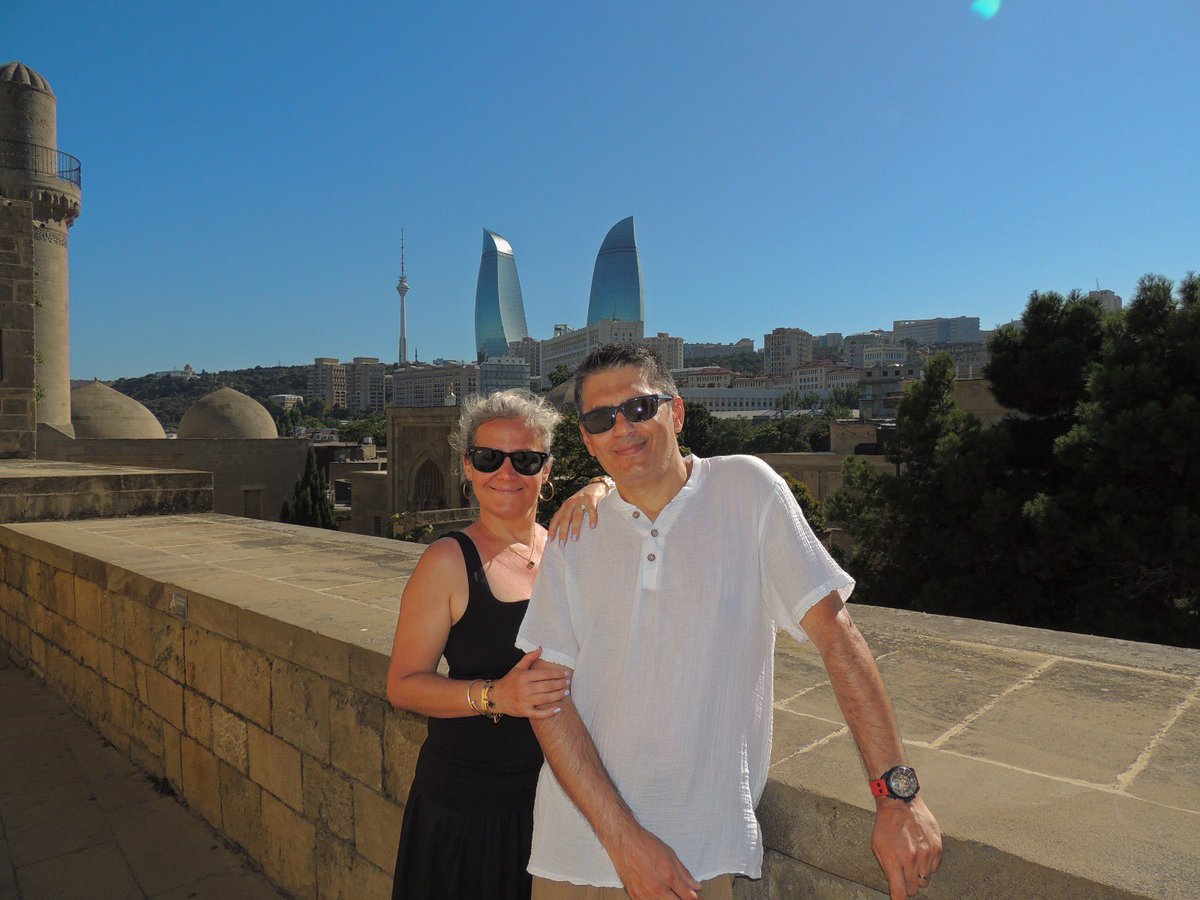 Gezip görmek yeni yerler keşfetmekte de yatırımdır😉 <a href="/CenkBabaeren/">Cenk Babaeren</a> #kocamdakocam😂 🇦🇿 #azerbaycan #azerbaijan #bakü #baku #hazar #asya #asia #kafkas #caucasian #badıküba #rüzgarlarşehri