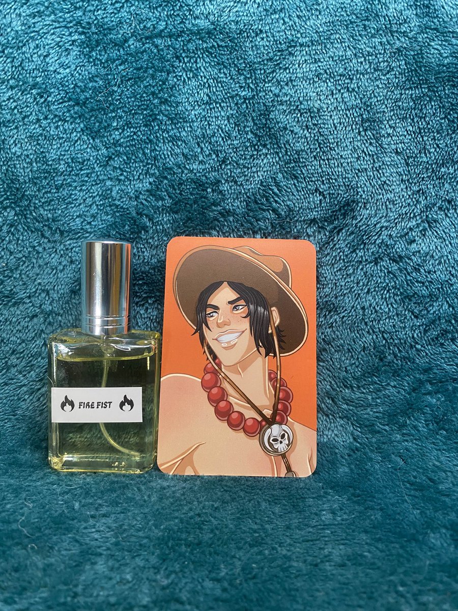 foxy_flames_'s tweet photo. Division 2 commander of the White beard pirates is here!!! A sharp blend of Campfire, Cinnamon, and Bourbon ‘Fire Fist’ is perfect for the best big brother in the East blue and former Captain of the Spades pirates! #ONEPIECE #Ace #PortgasDAce https://t.co/8UZHnp4cdK
