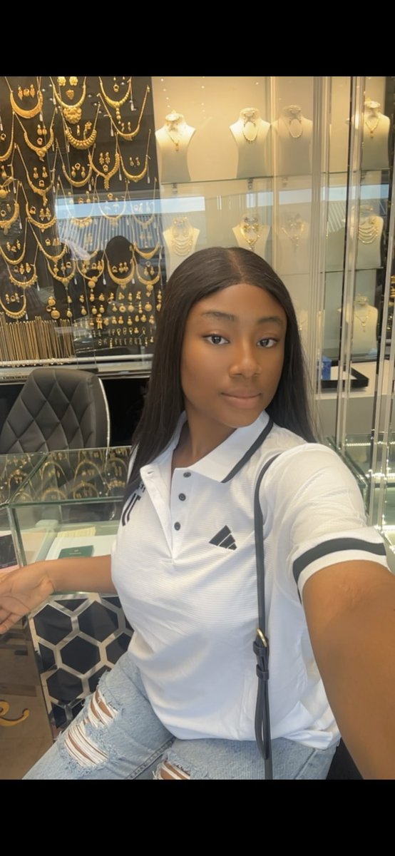 Hello CT, 
I’m Amarachi, I’m 25 and I am a tech lawyer. I spend most of my time navigating complex systems, legal and otherwise. so when something feels clear in the middle of all the noise, I hold onto it.

That’s what <a href="/Novastro_xyz/">Novastro | RWAfi</a> is for me.

It’s not trying to be the loudest