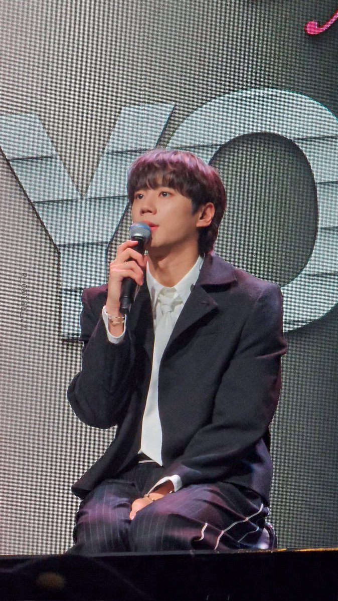 r_onism's tweet image. 250727 대만팬미팅
시작할때 ⏩️ 점점뭔가이상하게돼 (+ve) 💕
#이준영 #LEEJUNYOUNG