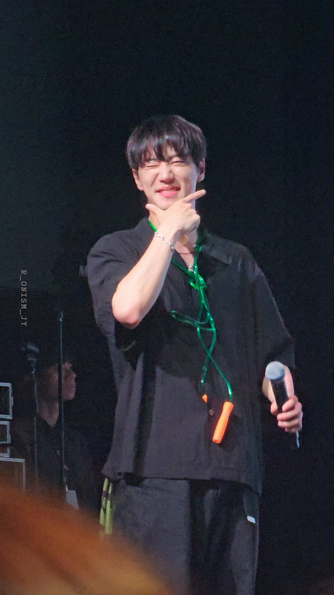 r_onism's tweet image. 250727 대만팬미팅
시작할때 ⏩️ 점점뭔가이상하게돼 (+ve) 💕
#이준영 #LEEJUNYOUNG