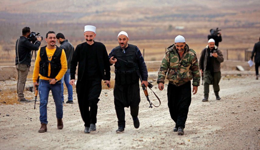 Diaahim's tweet image. مصدر #سوري للجزيرة: إعدامات بالسويداء من قبل المليشيات المسلحة ومجموعات تمنع جهود الإغاثة ودخول مؤسسات الدولة، وتعرقل الخدمات العامة، مما يفاقم الأزمة الإنسانية.
 aja.ws/1kowvq via @AJArabicnet