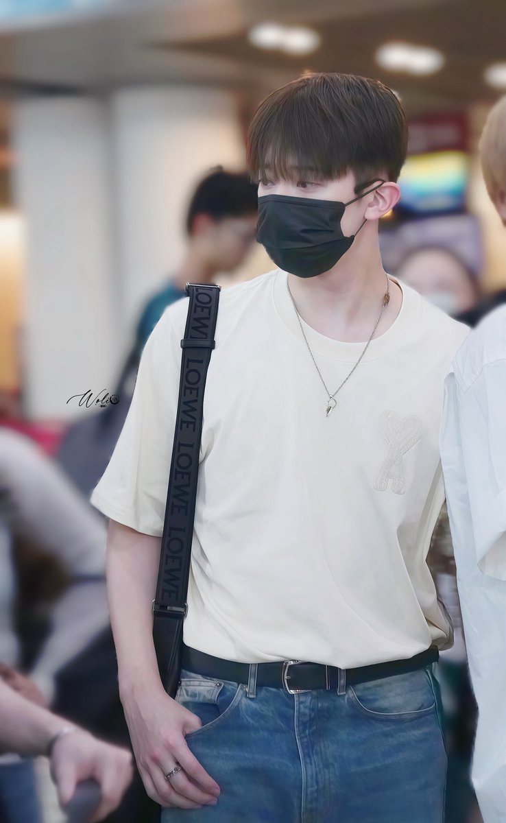 _XXXX_Bey's tweet image. 2025727

✈️

Macau ➡️Seoul

#OMEGA_X #오메가엑스
#OX_N
#YECHAN #예찬
