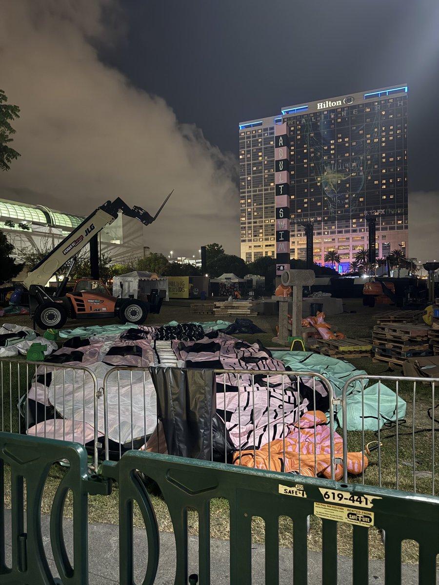 SDCC Unofficial Blog tweet media