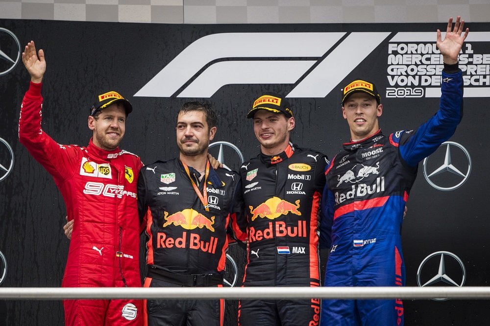 MsportXtra's tweet image. #F1 #OnThisDay, July 28th 2019, from 2nd on the grid, @Max33Verstappen (@redbullracing ) won the #GermanGP at Hockenheim. From 20th, Sebastian Vettel (@ScuderiaFerrari ) took 2nd, From 14th, @kvyatofficial (@visacashapprb ) took 3rd. youtube.com/watch?v=RYHQmB… #MsportXtra @UnracedF1