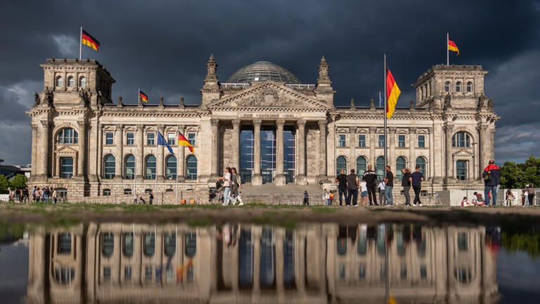 KAupelt's tweet image. Die vierte große Prüfung ist die Aushebelung der Demokratie durch die Altparteien u.a. mit der Abschaffung der Meinungsfreiheit und der Opposition. Das Ganze unterstützt durch die mediale Propagandamaschine einschließlich FAZ.
Diesen Beitrag hätte man sich echt sparen können…