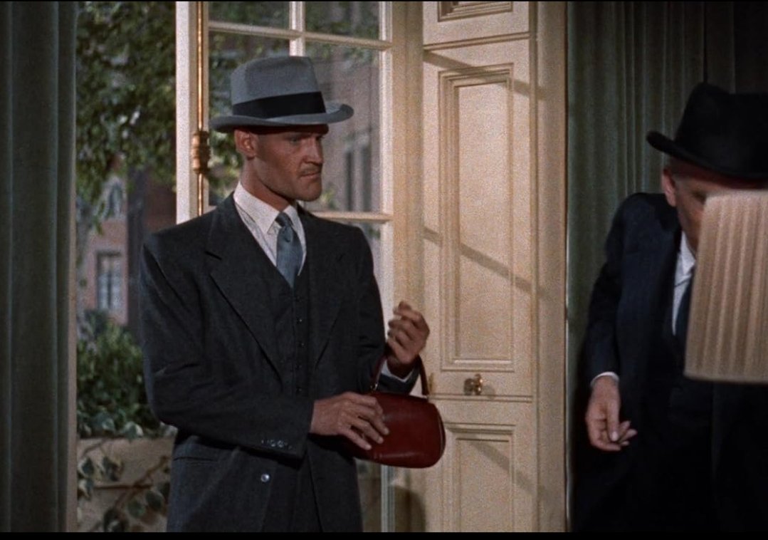 manuthebest58's tweet image. Patrick Allen.
(March 17, 1927 – July 28, 2006)
He was a British actor and voice actor who specialised in authoritarian film and TV characters.
Filmography with Hitchcock:
Dial M for Murder (1954) — cast: Detective Pearson