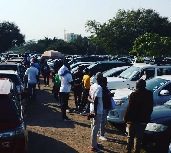 Yesterday's car bazaar was a beautiful sight, rows of stunning cars, genuine deals and most importantly, happy faces all around.
#carbazaar